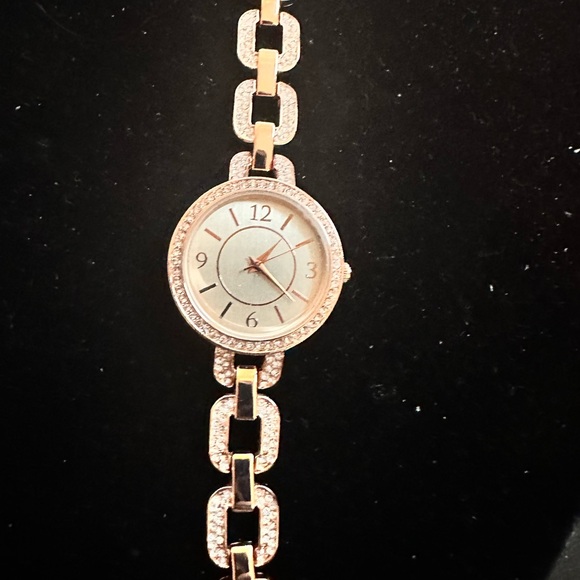 EUC Charter Club Womens Rose Gold-Tone Crystal Bracelet Watch 32mm main image 5
